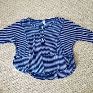 We the Free Blue/white shirt